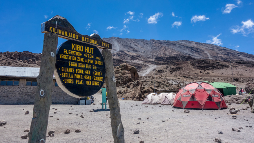 Ruta Marangu (4/6) | Horombo Huts (3720 m) - Kibo Huts Camp (4720 m)